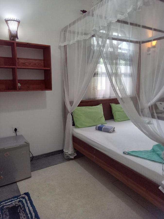 New Chili Lodge Mirissa Ngoại thất bức ảnh